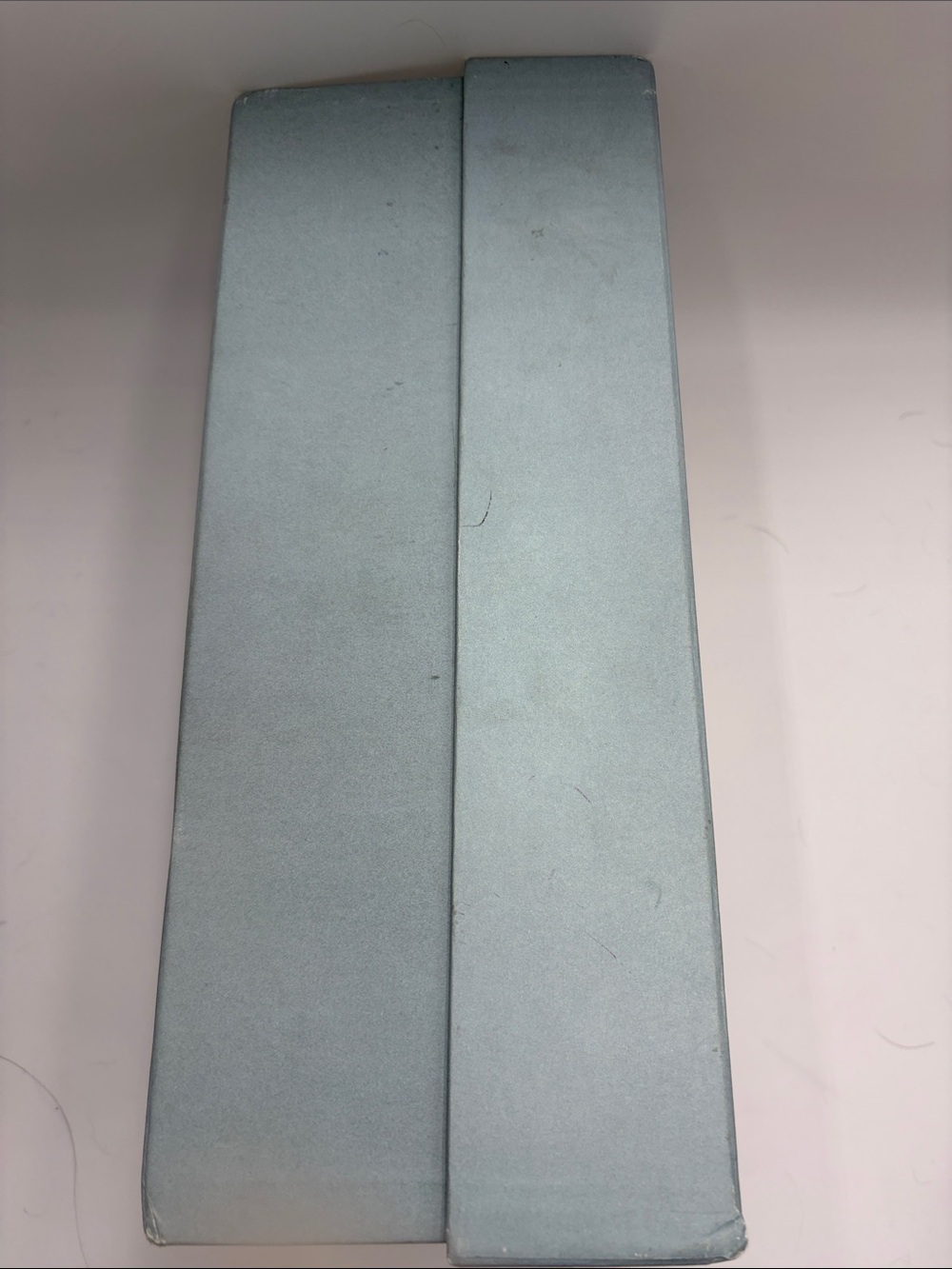 Gucci Pale Blue Photo-Print Gift Box with Navy Script - Picture 4 of 8